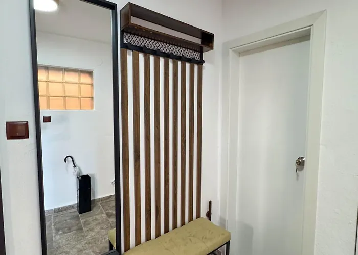 Bolyarski Izgrev - Panoramic View Old Town * Велико-Тырново